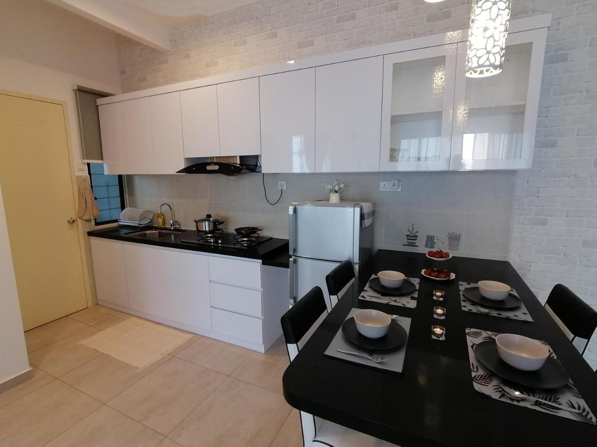 Apartemen 99 m² dengan 2 kamar tidur dan 2 kamar mandi pribadi di Pusat Kota Melaka Bagian luar foto